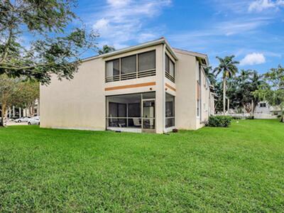 9851 NW 3rd Court, Plantation, FL 33324