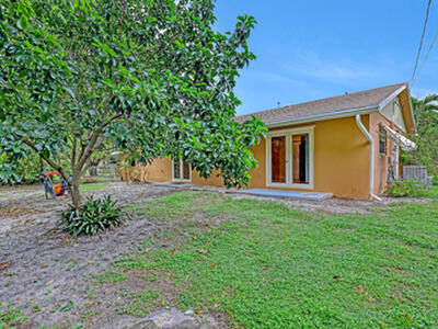 2805 SW 9th Street, Boynton Beach, FL 33435