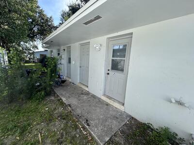 4350 SW 62nd Avenue, Davie, FL 33314