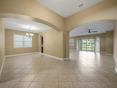 11801 SW Crestwood Circle, Port Saint Lucie, FL 34987