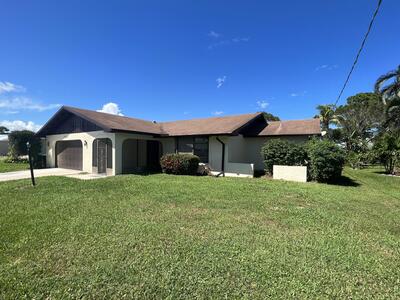 1301 SE Palm Beach Road, Port Saint Lucie, FL 34952