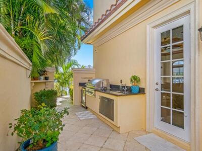 7100 NE 8th Drive, Boca Raton, FL 33487