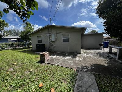 1520 W 11th Street, Riviera Beach, FL 33404