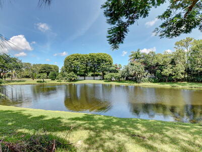 5691 Fox Hollow Drive, Boca Raton, FL 33486