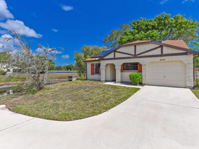 2210 SE Brekenridge Circle, Port Saint Lucie, FL 34952