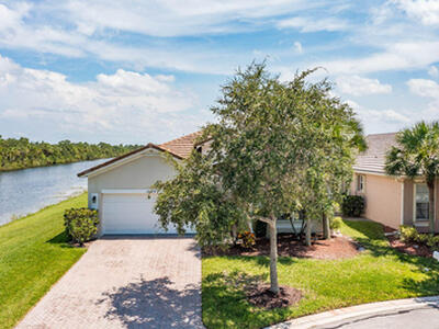 10419 SW Southgate Court, Port Saint Lucie, FL 34987