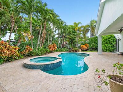 126 Blossom Lane, Palm Beach Shores, FL 33404