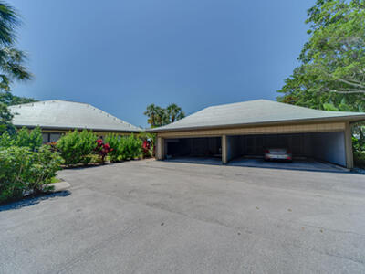 2835 Polo Island Drive, Wellington, FL 33414