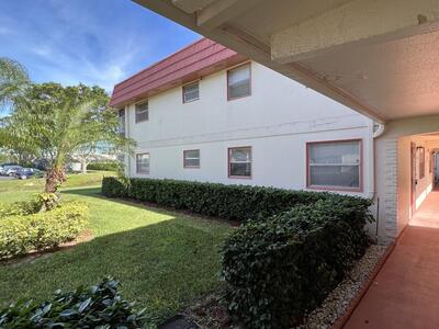 20 Saxony A Lane, Delray Beach, FL 33446