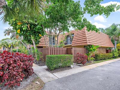 825 Center Street, Jupiter, FL 33458