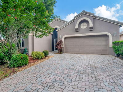 10036 Diamond Lake Road, Boynton Beach, FL 33437