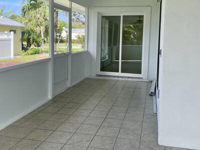 9246 SE Pomona Street, Hobe Sound, FL 33455