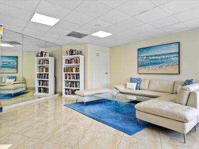 5420 N Ocean Drive, Singer Island, FL 33404