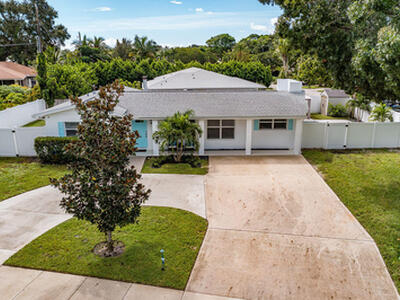 462 Tequesta Drive, Tequesta, FL 33469