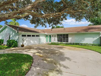 4193 Hyacinth Circle N, Palm Beach Gardens, FL 33410