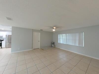 141 NE 17th Court, Boynton Beach, FL 33435