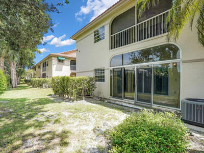 6585 Via Regina, Boca Raton, FL 33433