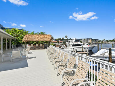 270 Captains Walk, Delray Beach, FL 33483