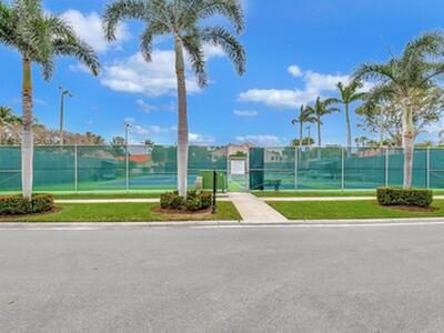 3516 Harbor Circle, Delray Beach, FL 33483