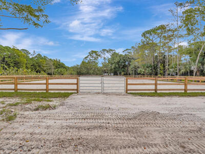 14831 Draft Horse Lane, Wellington, FL 33414