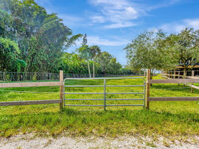 18301 Murray Lane, Loxahatchee, FL 33470