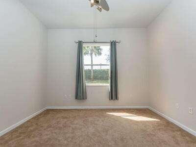 2065 Albany Terrace SW, Vero Beach, FL 32968