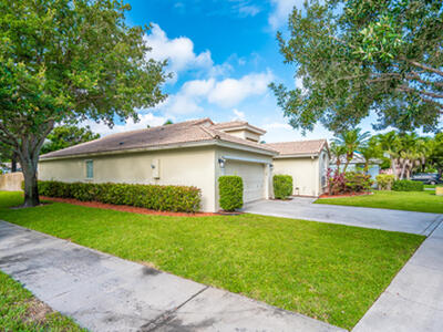 4132 Sabal Lakes Road, Delray Beach, FL 33445