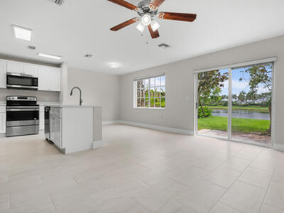 6728 Old Farm Trail, Boynton Beach, FL 33437