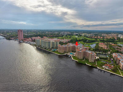 300 SE 5th Avenue, Boca Raton, FL 33432