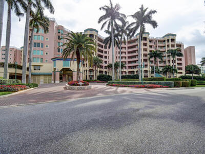 300 SE 5th Avenue, Boca Raton, FL 33432