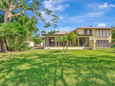 380 SW 27th Avenue, Delray Beach, FL 33445