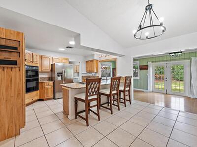 6423 SE Lockerby Place, Hobe Sound, FL 33455