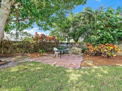 6423 SE Lockerby Place, Hobe Sound, FL 33455