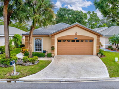 129 Harbor Lake Circle, Greenacres, FL 33413