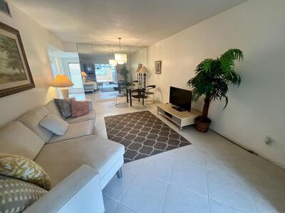 2300 NE 1st Lane, Boynton Beach, FL 33435