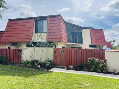 3828 Victoria Drive, West Palm Beach, FL 33406