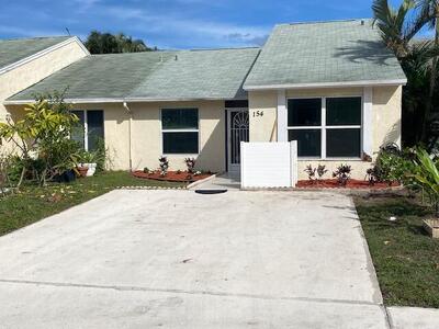 154 Pinewood Court, Jupiter, FL 33458