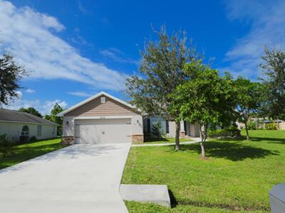 2112 SE Holland Street, Port Saint Lucie, FL 34952