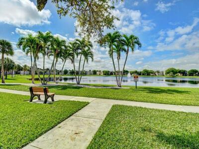 5220 Las Verdes Circle, Delray Beach, FL 33484