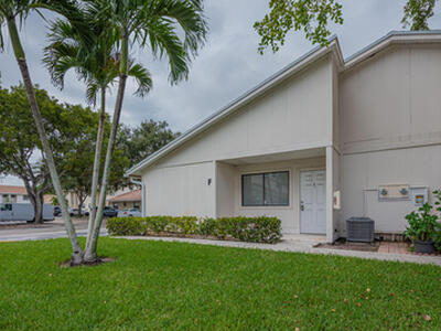 5300 Elmhurst Road, West Palm Beach, FL 33417