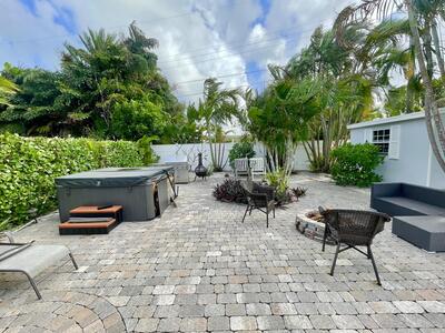 3420 Palm Court, Jupiter, FL 33469