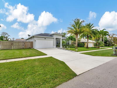 13458 Brixham Street, Wellington, FL 33414