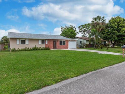 4317 Applecrest Drive, Palm Beach Gardens, FL 33410