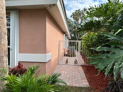 13255 Royale Sabal Court, Delray Beach, FL 33484