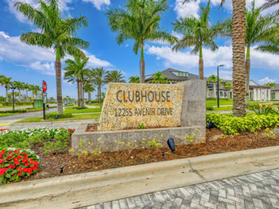 10394 Northbrook Circle, Palm Beach Gardens, FL 33412