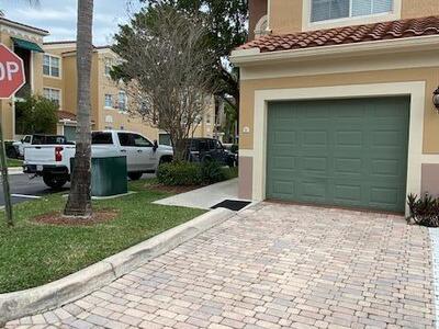 11781 St Andrews 101 Place, Wellington, FL 33414