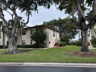 21852 Arriba Real, Boca Raton, FL 33433