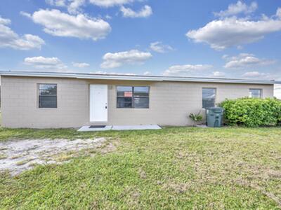 1712 Avenue L, Fort Pierce, FL 34950