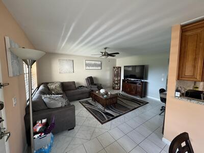 669 Burgundy N, Delray Beach, FL 33446