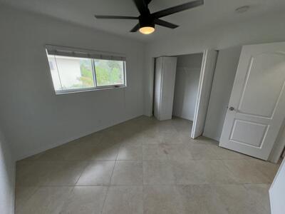 1014 NE 9th Avenue, Delray Beach, FL 33483